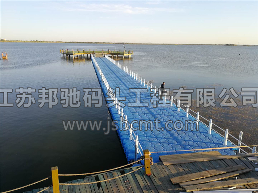 江蘇邦馳碼頭工程有限公司浮筒客戶案例-內蒙古包頭南海景區濕地公園12