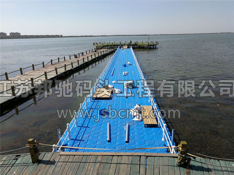 江蘇邦馳碼頭工程有限公司浮筒客戶案例-內蒙古包頭南海景區濕地公園10