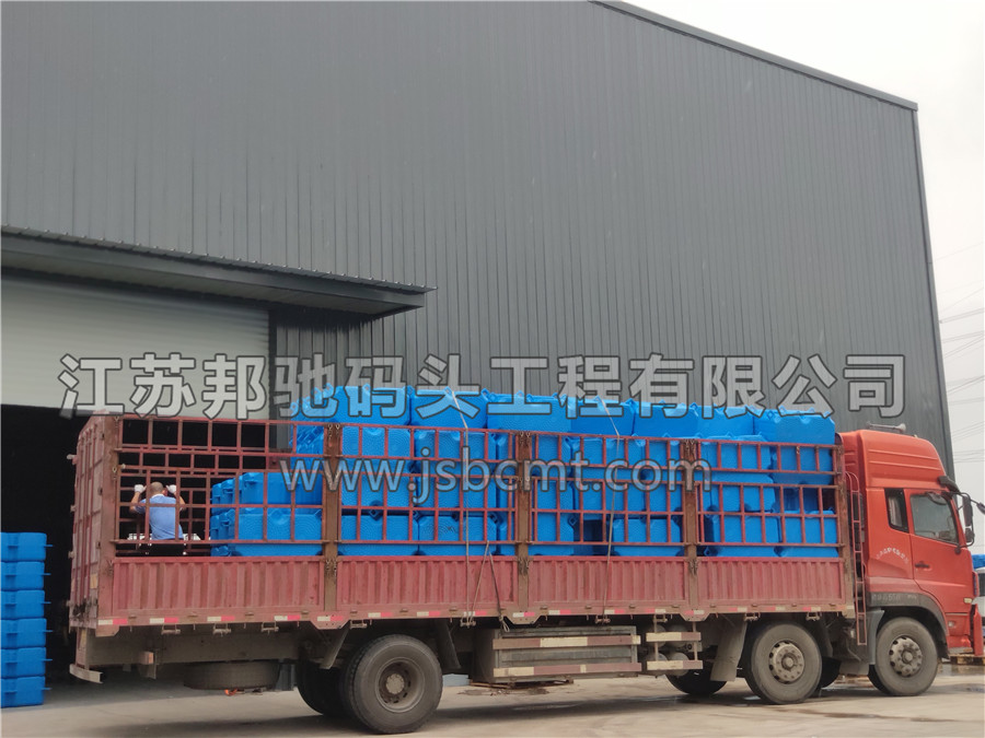 河南洛陽加強型大浮筒發貨-江蘇邦馳碼頭工程有限公司11