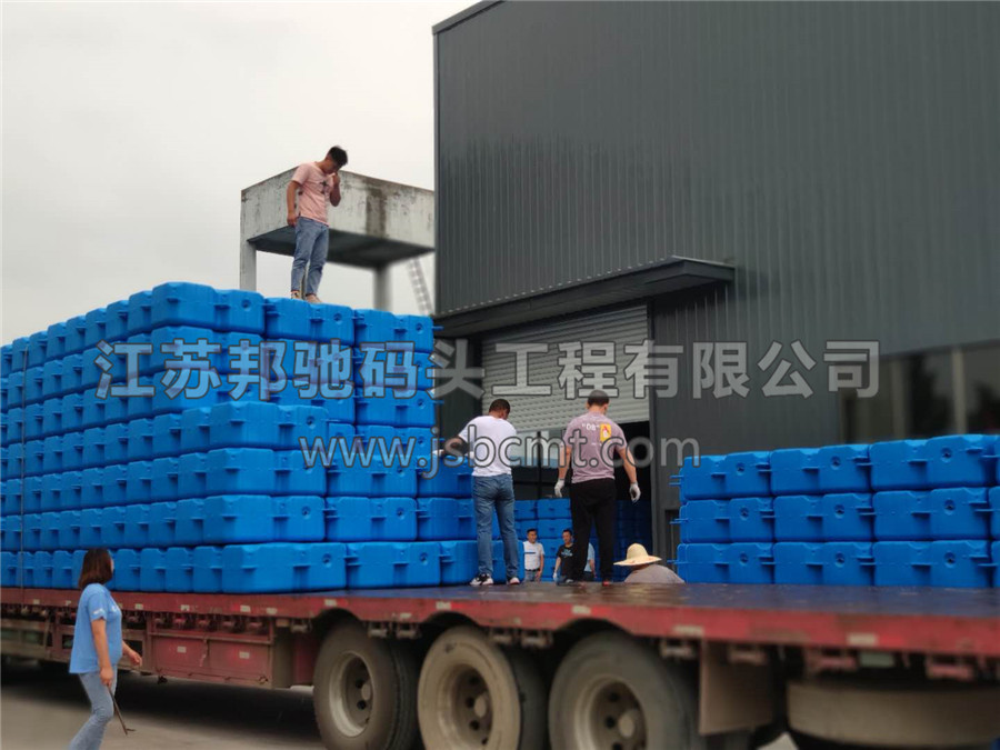 江西南昌加強型大浮筒發貨-江蘇邦馳碼頭工程有限公司5