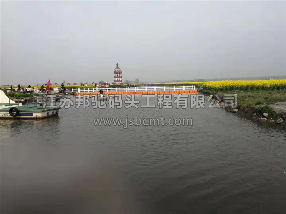  江蘇邦馳碼頭工程有限公司客戶案例-江蘇興化景區浮橋