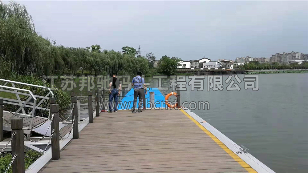 江蘇邦馳碼頭工程有限公司客戶案例-江蘇揚州浮筒碼頭5