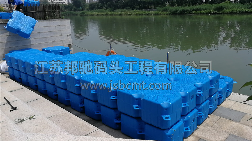 江蘇邦馳碼頭工程有限公司客戶案例-江蘇揚州浮筒碼頭3