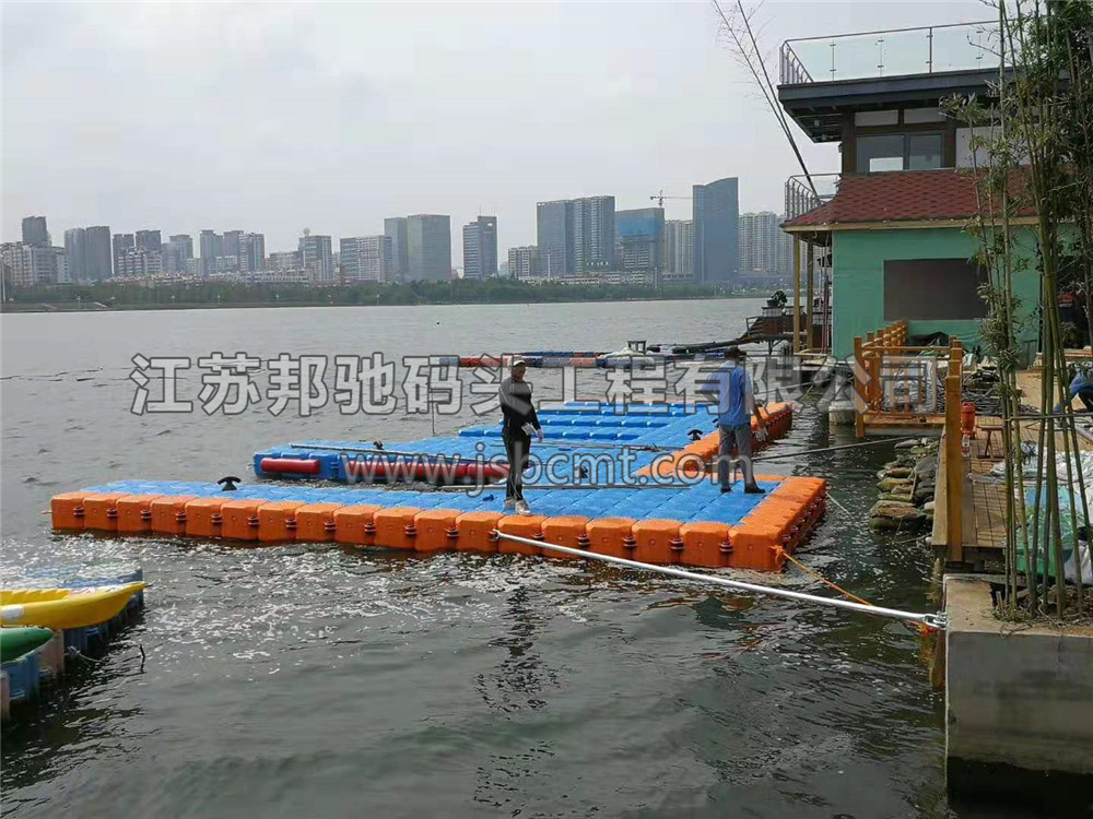 江蘇邦馳碼頭工程有限公司客戶案例-山東臨沂摩托艇碼頭5