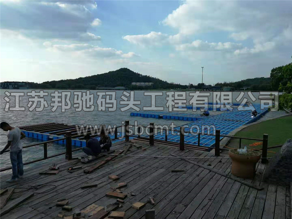 江蘇邦馳碼頭工程有限公司客戶案例-上海公園皮劃艇碼頭3