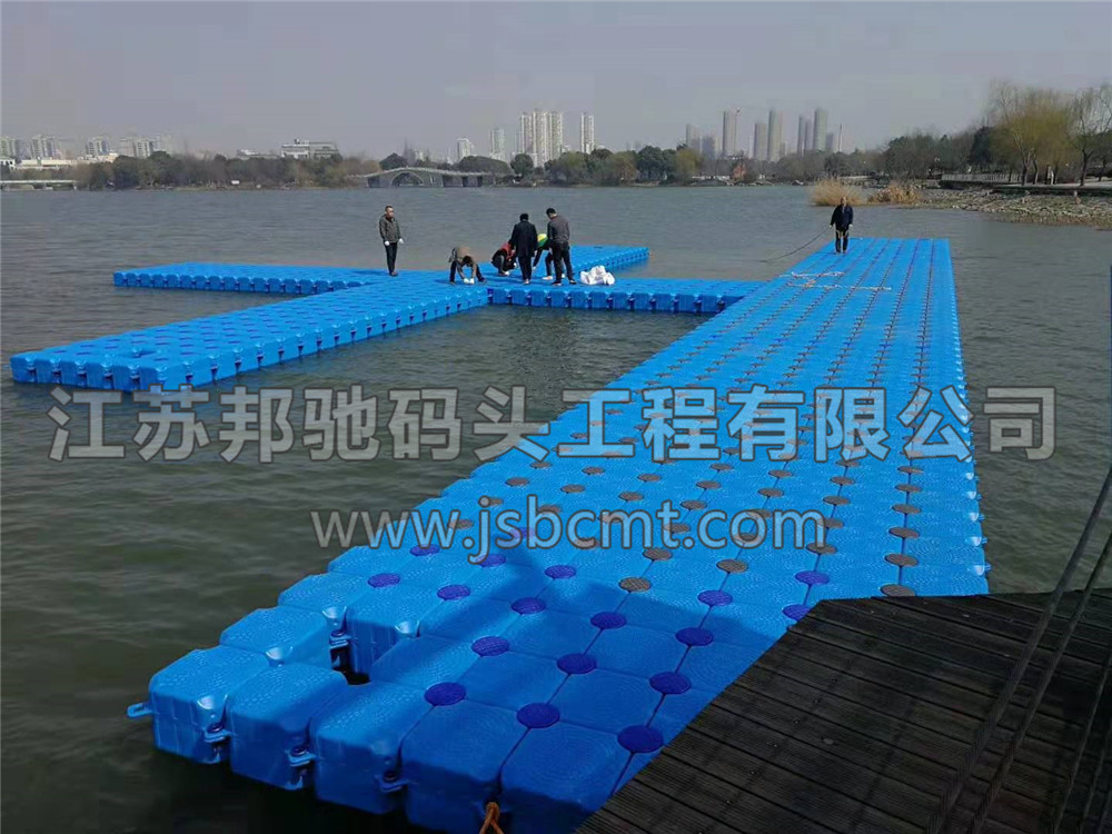江蘇邦馳碼頭工程有限公司浮筒客戶案例-無錫蠡湖帆船碼頭11