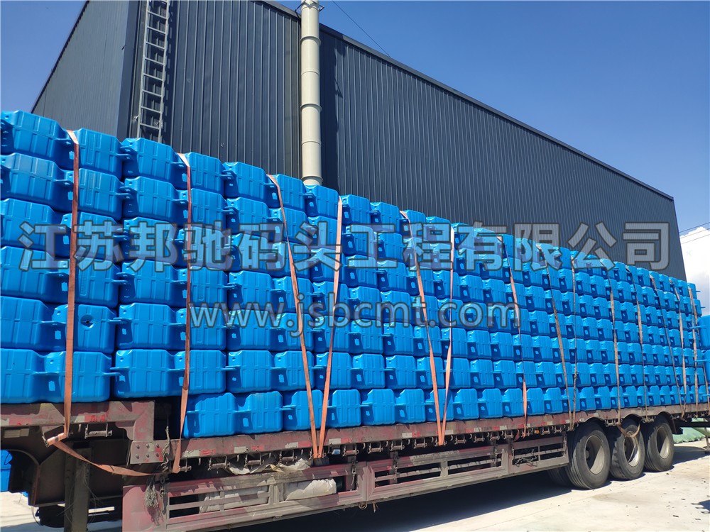 安徽亳州4車大浮筒發貨-江蘇邦馳碼頭工程有限公司16