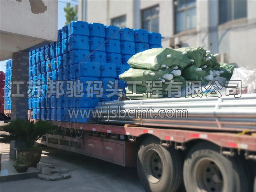 安徽亳州4車大浮筒發貨-江蘇邦馳碼頭工程有限公司21