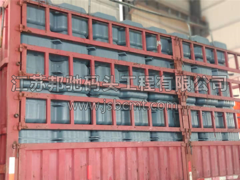 陜西渭南浮筒發貨-江蘇邦馳碼頭工程有限公司2