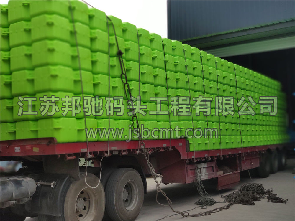 湖北私人訂制熒光綠淺藍色浮筒發(fā)貨-江蘇邦馳碼頭工程有限公司12