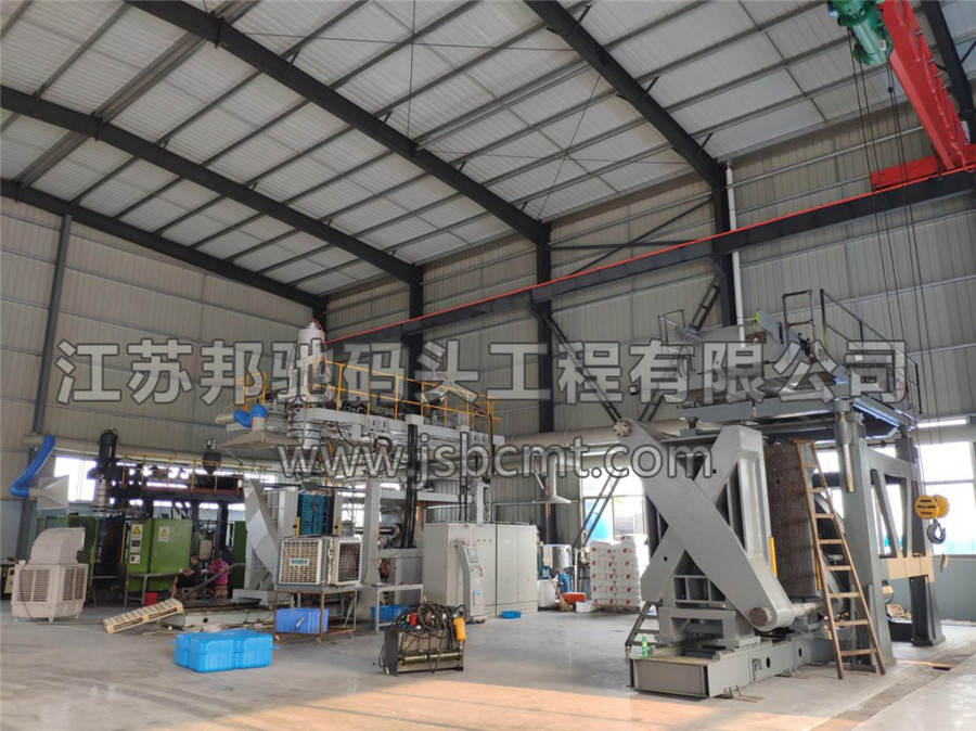 塑料廢氣處理系統安裝圖-邦馳浮筒廠家8